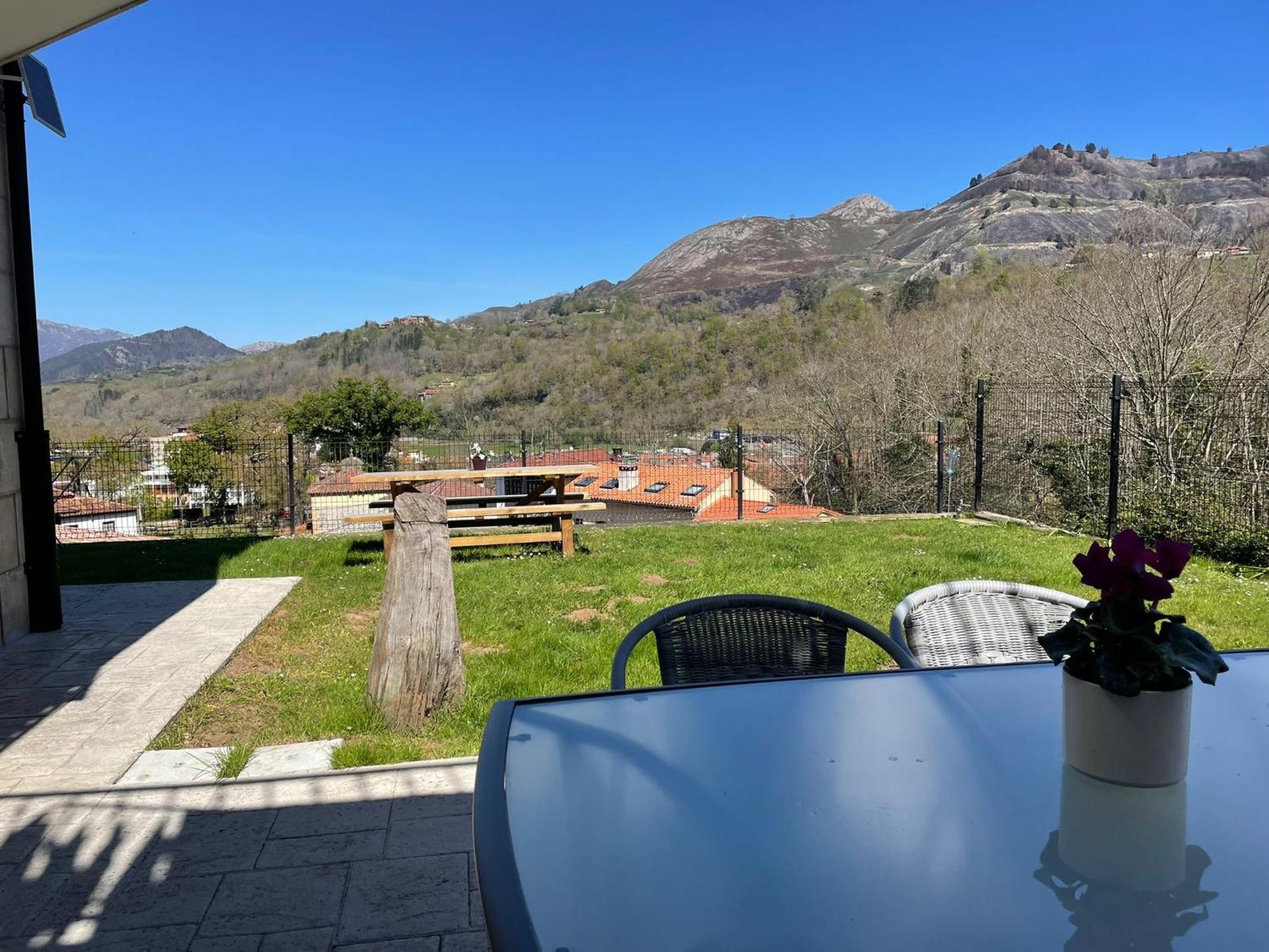 Apartamento Cangas Relax Cangas de Onis Luaran gambar